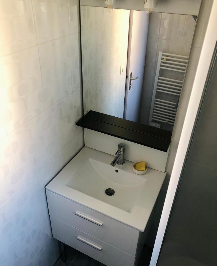 Appartement Duplex Lumineux Idealement Situe 아레즈 외부 사진