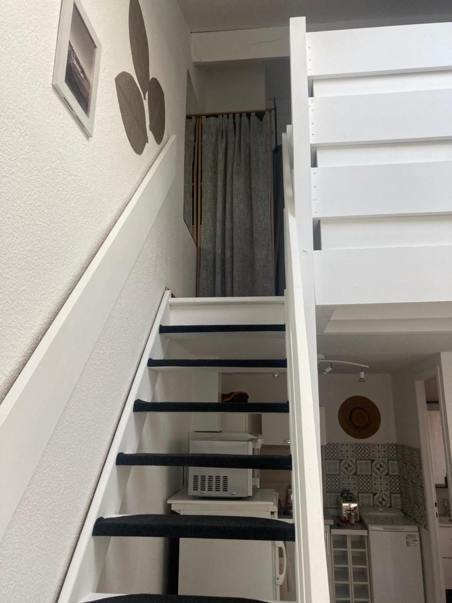 Appartement Duplex Lumineux Idealement Situe 아레즈 외부 사진